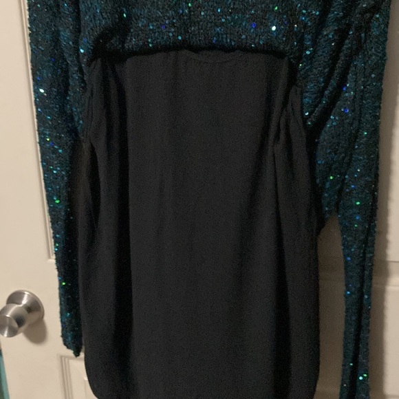 Apt9 sequin sweater with attached tank - Picture 4 of 10